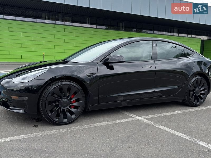 Седан Tesla Model 3 2022 в Киеве фото 4 Седан Tesla Model 3 2022 в Киеве
