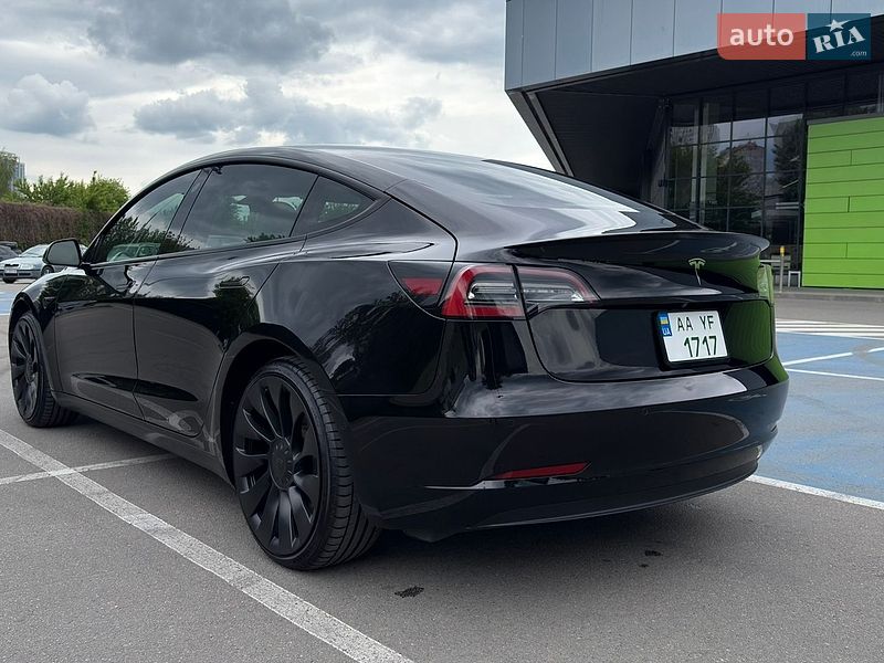 Седан Tesla Model 3 2022 в Киеве фото 8 Седан Tesla Model 3 2022 в Киеве