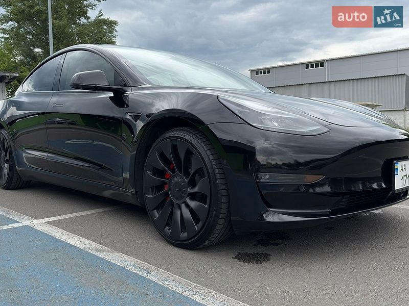 Седан Tesla Model 3 2022 в Киеве фото 16 Седан Tesla Model 3 2022 в Киеве