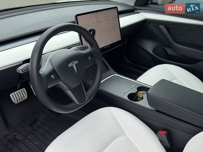 Седан Tesla Model 3 2022 в Киеве фото 18 Седан Tesla Model 3 2022 в Киеве