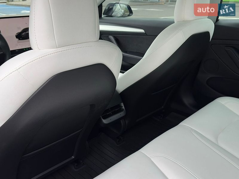 Седан Tesla Model 3 2022 в Киеве фото 20 Седан Tesla Model 3 2022 в Киеве
