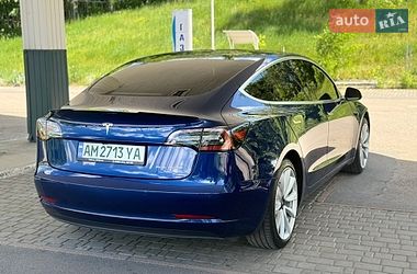 Седан Tesla Model 3 2019 в Житомире
