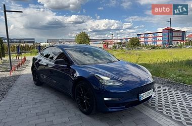 Седан Tesla Model 3 2022 в Львове фото 33 Седан Tesla Model 3 2022 в Львове