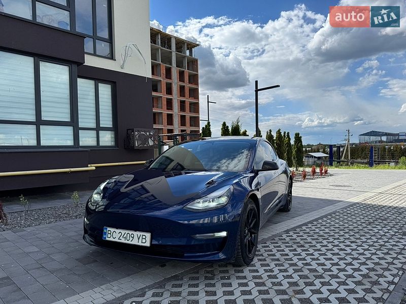 Седан Tesla Model 3 2022 в Львове фото 37 Седан Tesla Model 3 2022 в Львове