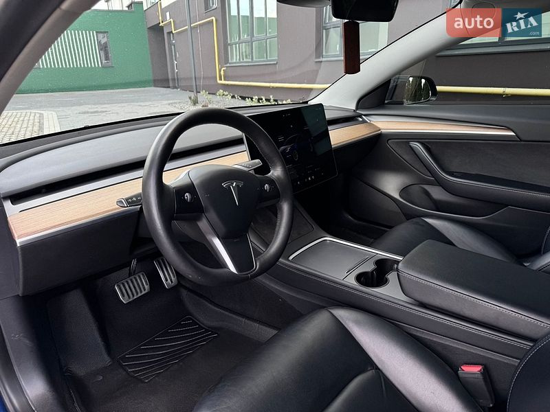 Седан Tesla Model 3 2022 в Львове фото 43 Седан Tesla Model 3 2022 в Львове