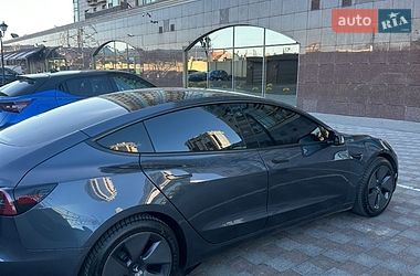 Седан Tesla Model 3 2021 в Одессе