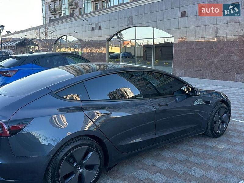 Седан Tesla Model 3 2021 в Одессе