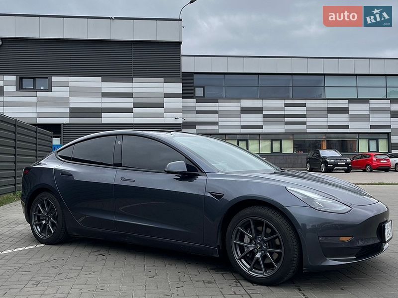 Седан Tesla Model 3 2022 в Черкасах фото 3 Седан Tesla Model 3 2022 в Черкасах