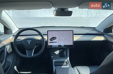 Седан Tesla Model 3 2021 в Києві