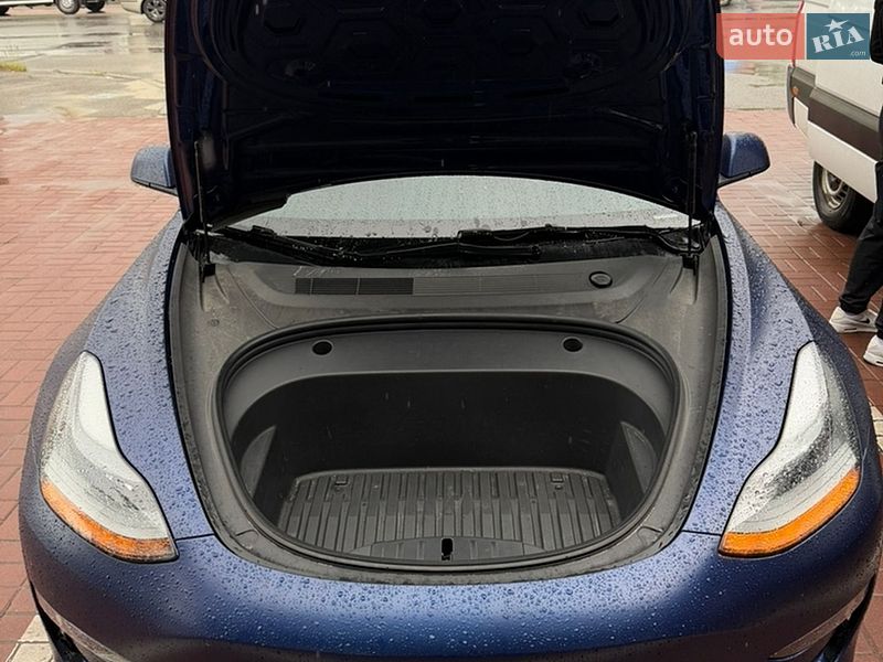 Седан Tesla Model 3 2022 в Києві фото 30 Седан Tesla Model 3 2022 в Києві