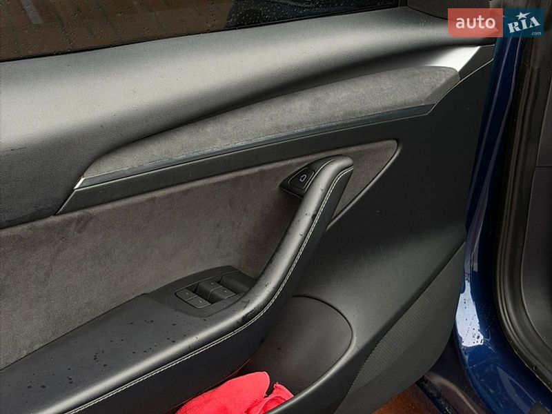 Седан Tesla Model 3 2022 в Києві фото 53 Седан Tesla Model 3 2022 в Києві
