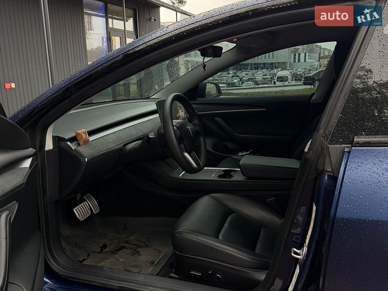 Седан Tesla Model 3 2022 в Києві фото 56 Седан Tesla Model 3 2022 в Києві