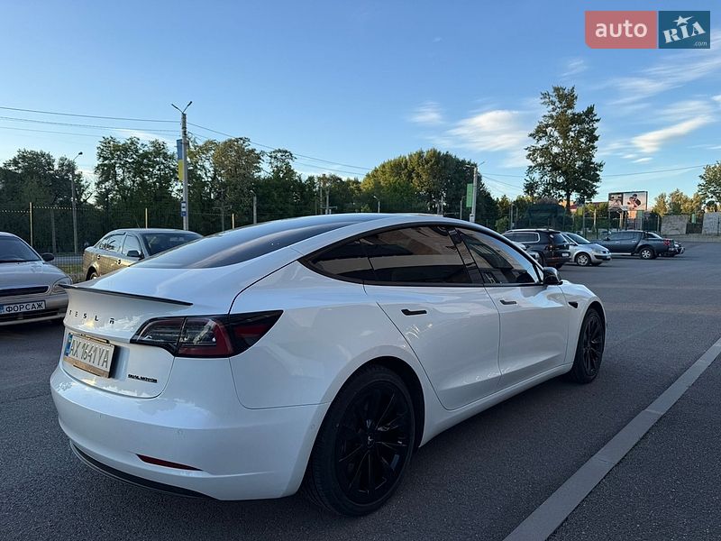 Седан Tesla Model 3 2022 в Харькове