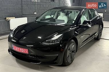 Седан Tesla Model 3 2023 в Киеве