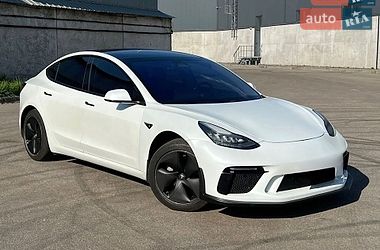 Седан Tesla Model 3 2019 в Києві фото 5 Седан Tesla Model 3 2019 в Києві