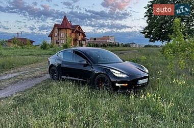 Седан Tesla Model 3 2018 в Луцьку