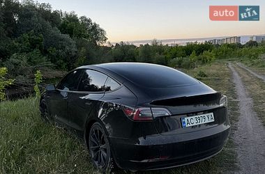 Седан Tesla Model 3 2018 в Луцьку