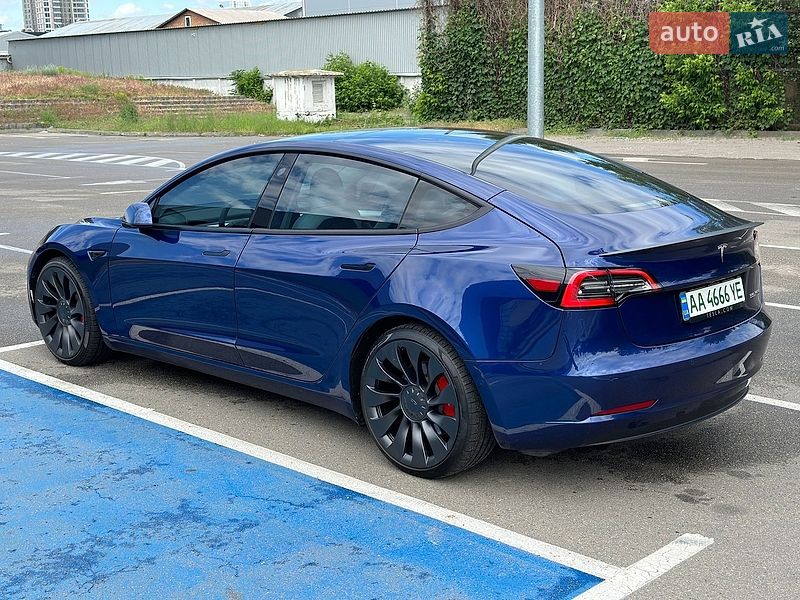 Седан Tesla Model 3 2021 в Киеве фото 7 Седан Tesla Model 3 2021 в Киеве