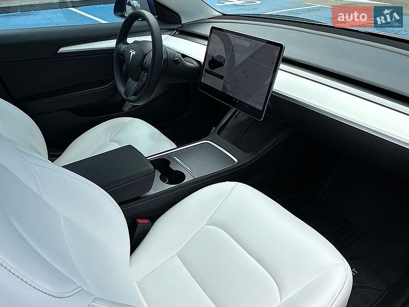 Седан Tesla Model 3 2021 в Киеве фото 12 Седан Tesla Model 3 2021 в Киеве
