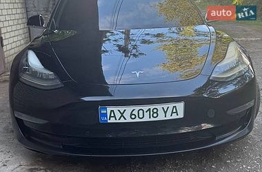 Седан Tesla Model 3 2019 в Харькове