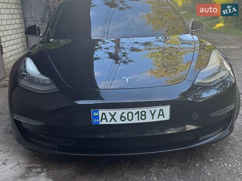 Седан Tesla Model 3 2019 в Харькове