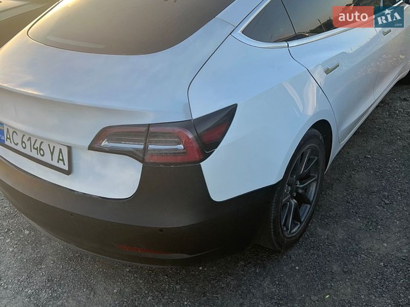 Седан Tesla Model 3 2019 в Луцке фото 4 Седан Tesla Model 3 2019 в Луцке