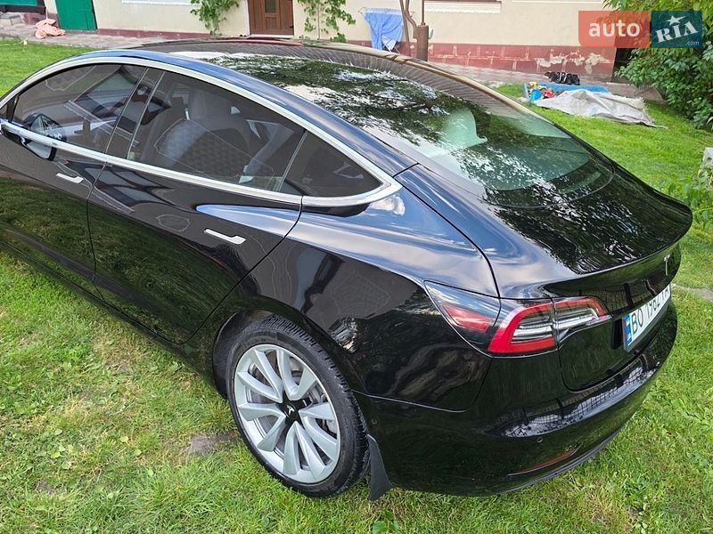 Седан Tesla Model 3 2019 в Тернополі фото 6 Седан Tesla Model 3 2019 в Тернополі