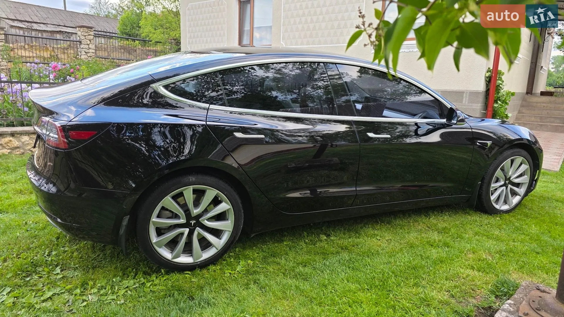 2019 Tesla Model 3 - мініатюра 4