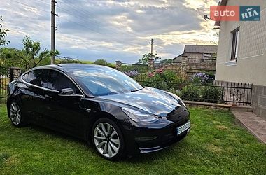 Седан Tesla Model 3 2019 в Тернополі фото 3 Седан Tesla Model 3 2019 в Тернополі