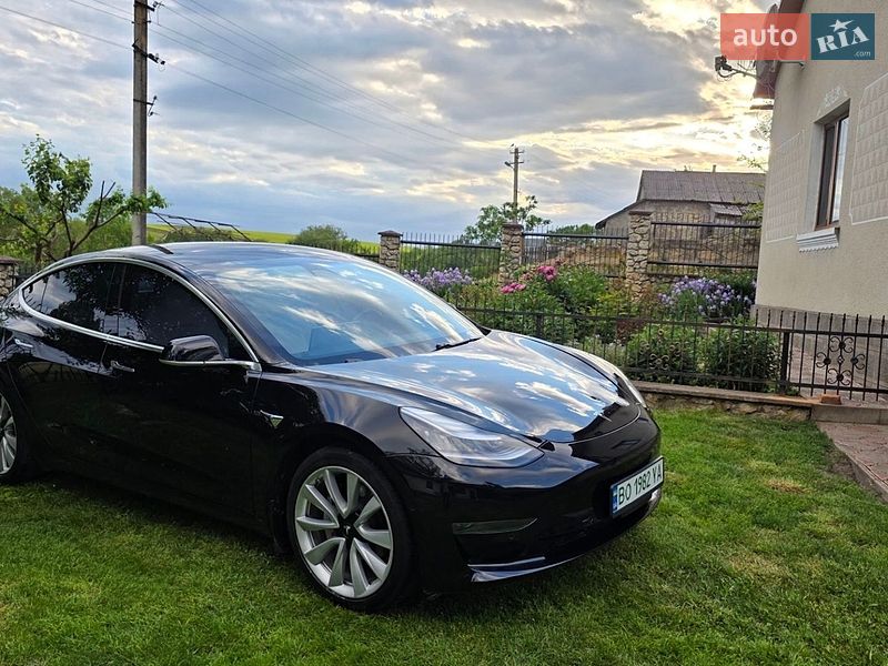 Седан Tesla Model 3 2019 в Тернополі фото 3 Седан Tesla Model 3 2019 в Тернополі