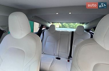 Седан Tesla Model 3 2019 в Тернополі фото 15 Седан Tesla Model 3 2019 в Тернополі