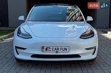 Седан Tesla Model 3 2018 в Львове фото 16 Седан Tesla Model 3 2018 в Львове