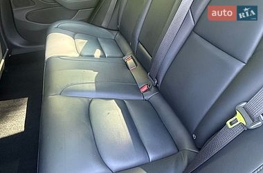 Седан Tesla Model 3 2020 в Києві