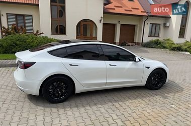 Седан Tesla Model 3 2021 в Хмельницькому