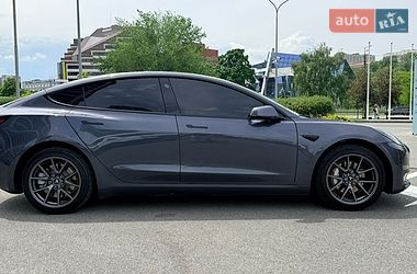 Седан Tesla Model 3 2022 в Дніпрі
