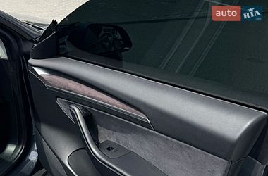 Седан Tesla Model 3 2022 в Дніпрі