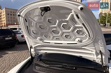 Седан Tesla Model 3 2019 в Харькове