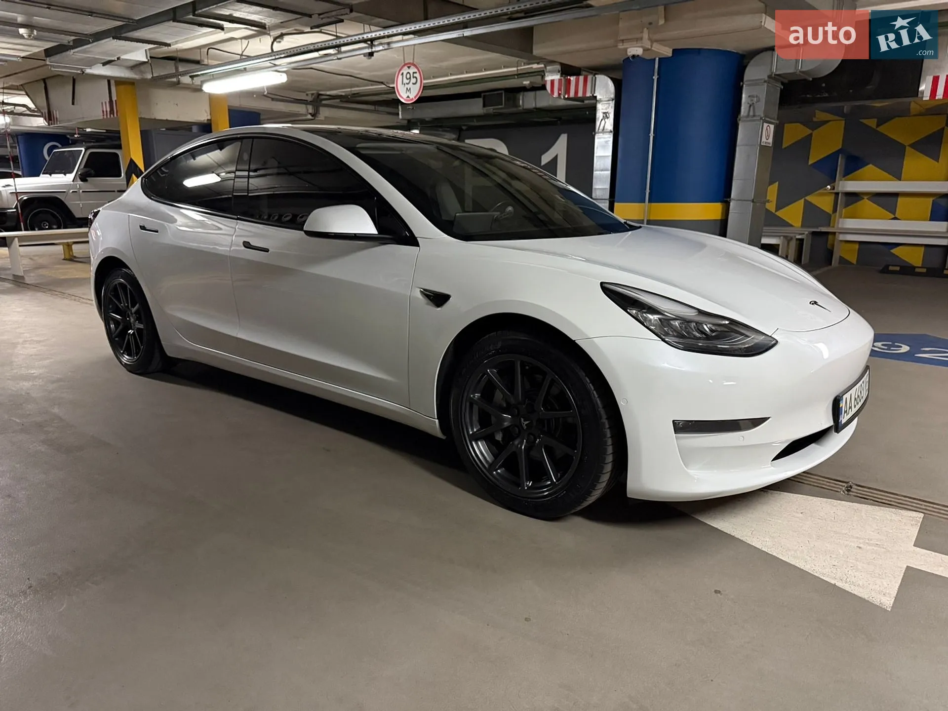 2018 Tesla Model 3 - мініатюра 8