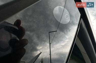 Седан Tesla Model 3 2019 в Ужгороде