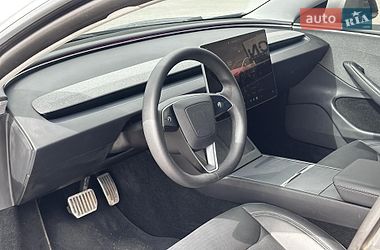 Седан Tesla Model 3 2025 в Львове фото 15 Седан Tesla Model 3 2025 в Львове