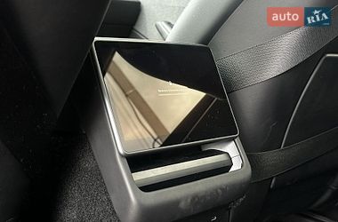 Седан Tesla Model 3 2025 в Львове фото 29 Седан Tesla Model 3 2025 в Львове