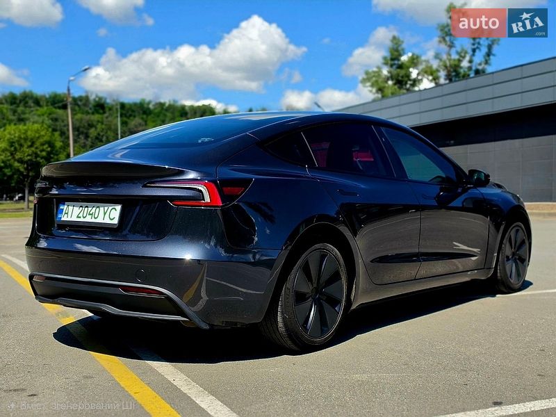 Седан Tesla Model 3 2024 в Киеве