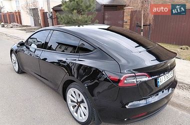 Седан Tesla Model 3 2023 в Києві