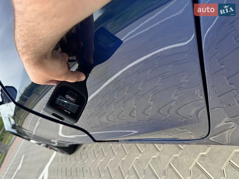 Седан Tesla Model 3 2022 в Виннице