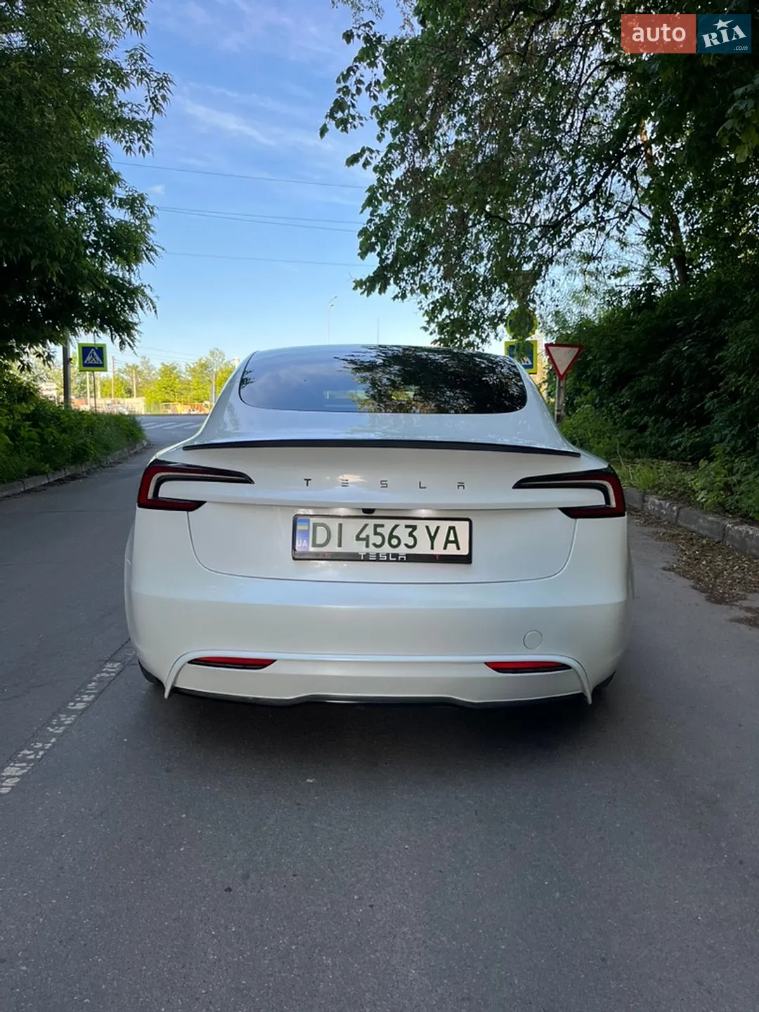 2023 Tesla Model 3 - мініатюра 8