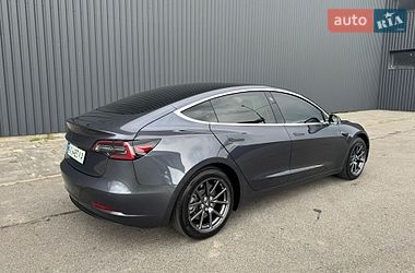 Седан Tesla Model 3 2019 в Харкові