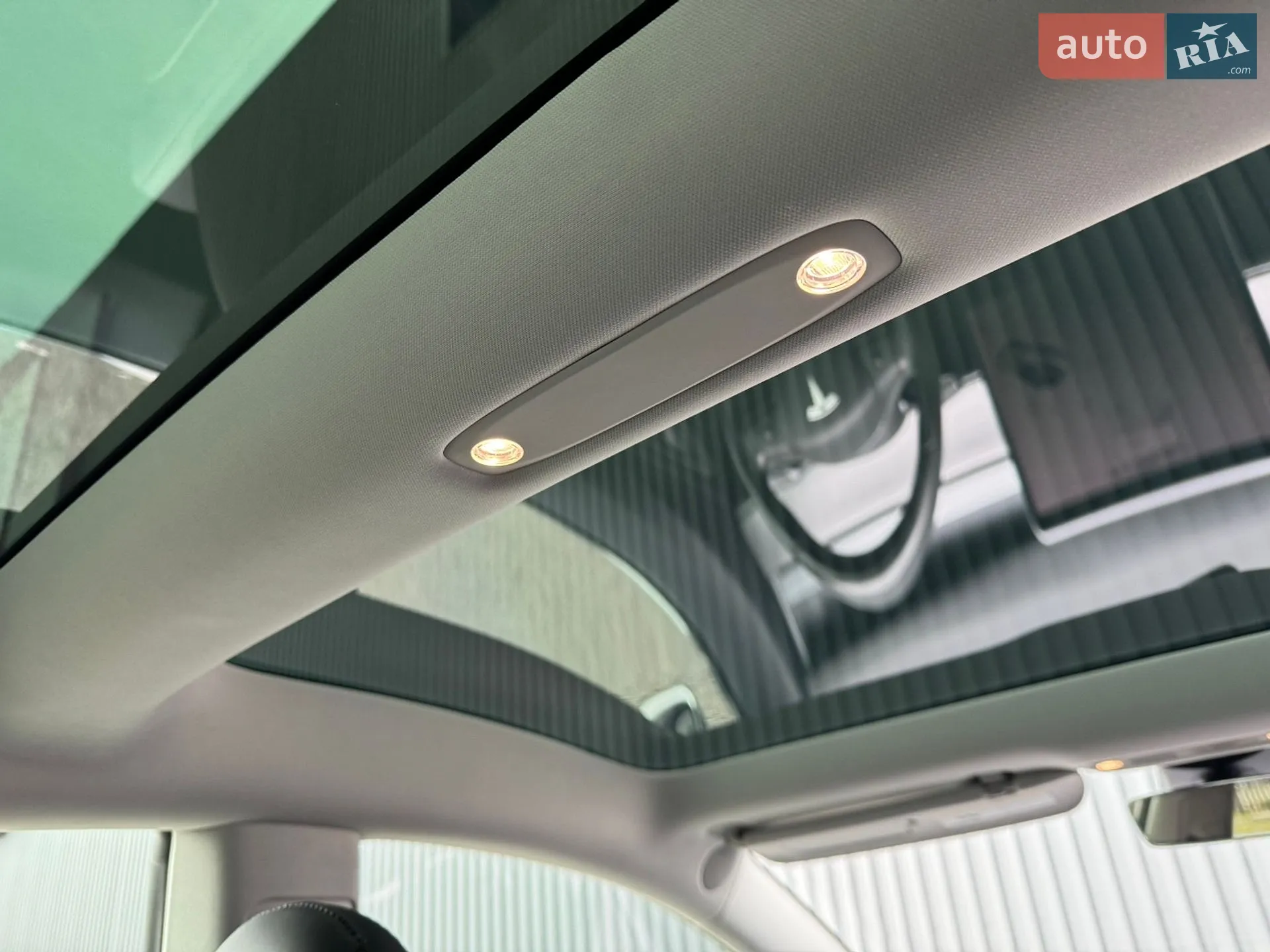 2019 Tesla Model 3 - мініатюра 24