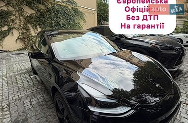 Седан Tesla Model 3 2023 в Києві