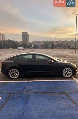 Седан Tesla Model 3 2022 в Софіївській Борщагівці
