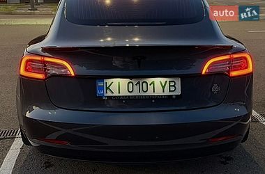 Седан Tesla Model 3 2018 в Борисполе